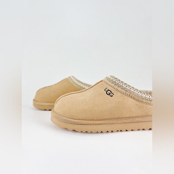 Brand New Women's Ugg Tasman Slip-Ons - Picture 5 of 9